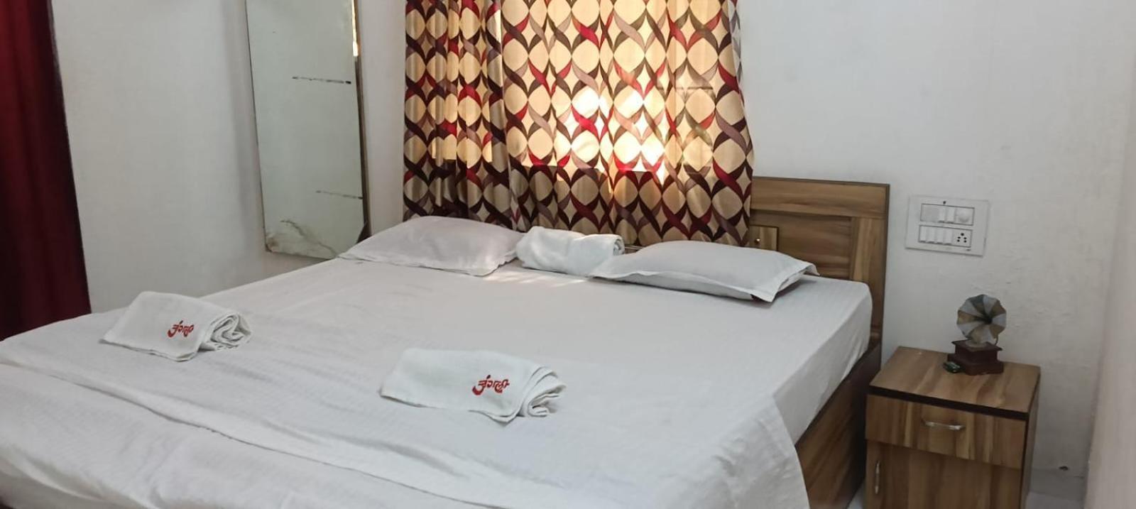 Junglee Nest Holiday Home & Huts Mahābaleshwar Стая снимка
